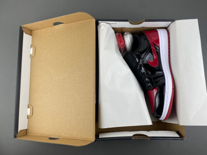 Air Jordan 1 Low 553558-063