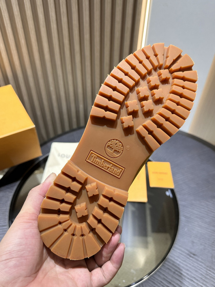 L**V**T* BOOTS LVTBS-009