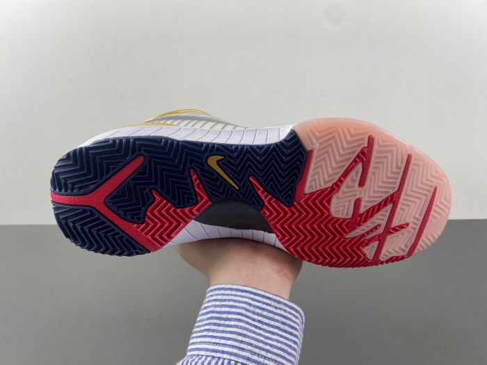 zoom kobe 4  cq3869-107