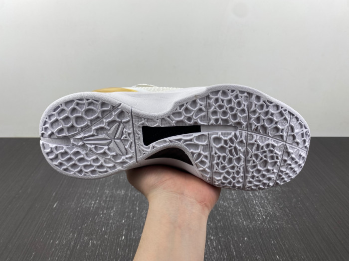 nike zoom kobe 6   429659-108