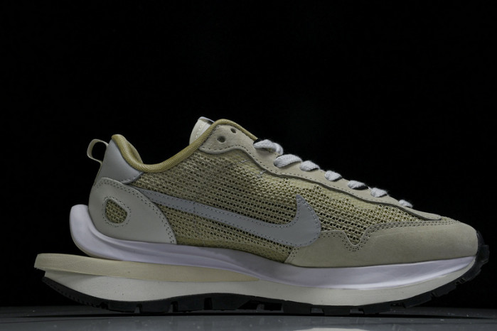 sacai x vaporwaffle   cv1363-108