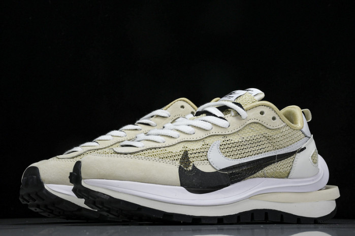 sacai x vaporwaffle   cv1363-108