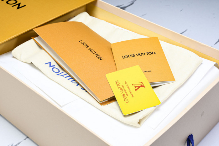 LOU VUIT RUN AWAY LVRA-003