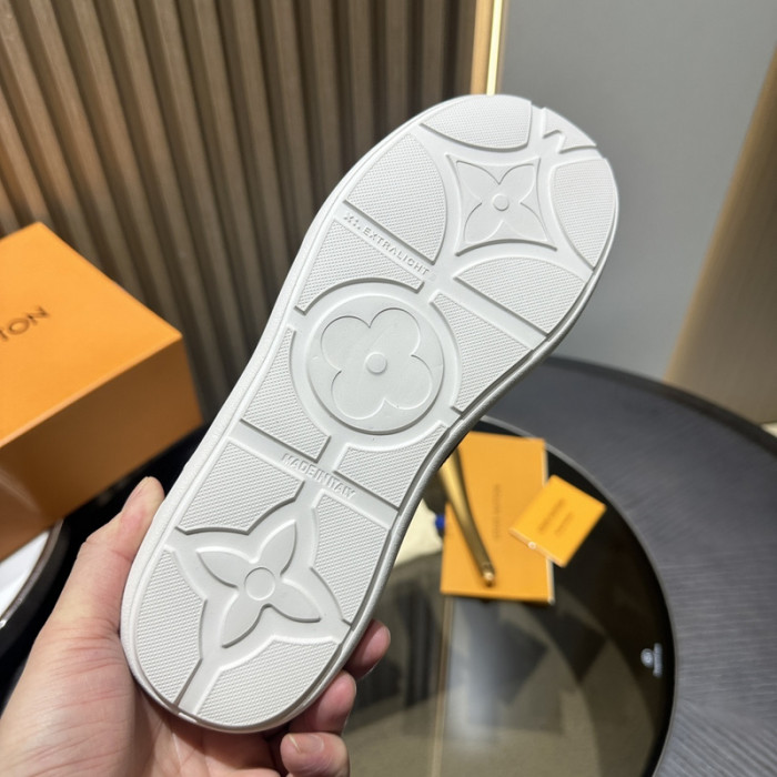 L**V**T* BOOTS LVTBS-032