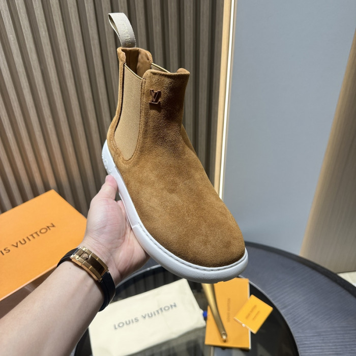 L**V**T* BOOTS LVTBS-032