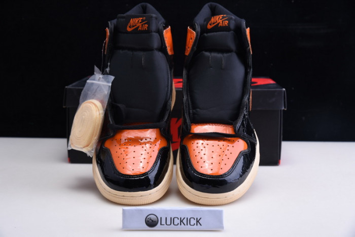 air jordan 1 shattered backboard 3.0 555088-028