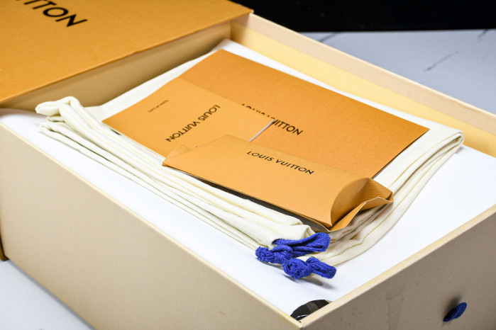 LOU VUIT SNEAKERS LVSS-0294