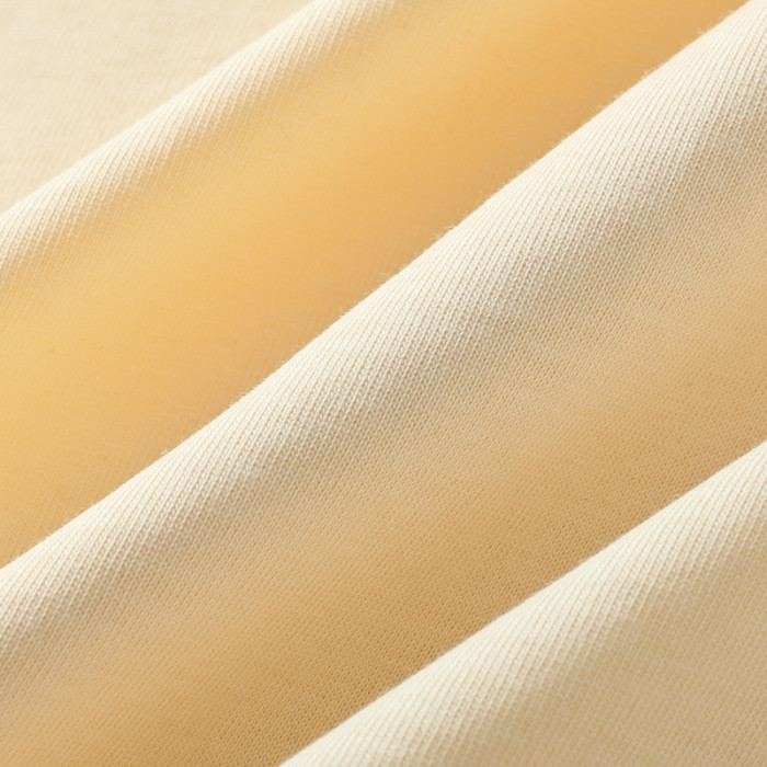 G*UCCI CLOTHES GICS-010