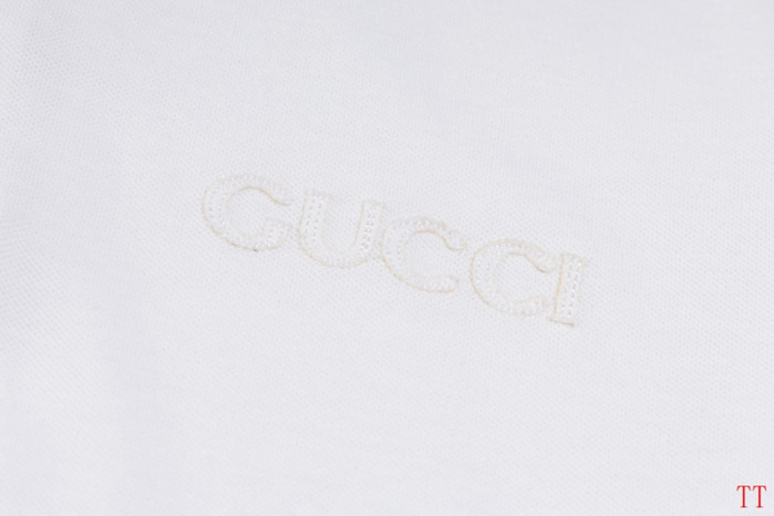 G*UCCI CLOTHES GICS-005
