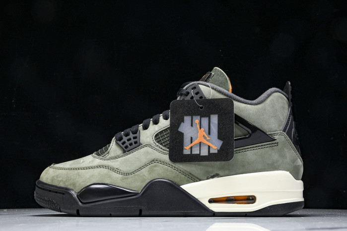 UNDEFEATED x Air Jordan 4 OG IB1519-200