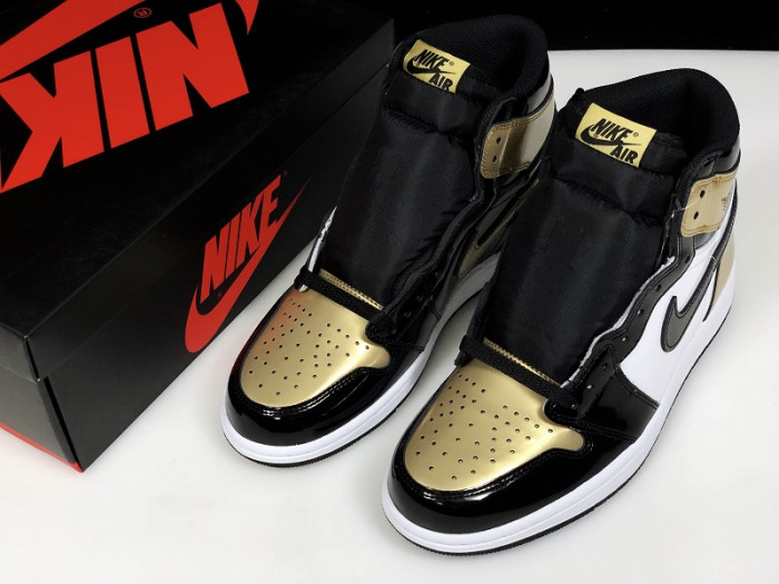 air jordan 1 retro high og nrg complexcon “top 3 gold” 861428-001