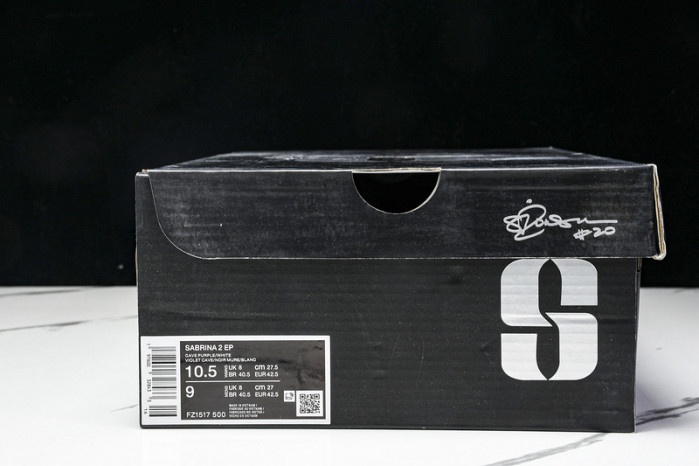 )Nk Sabrina 2 "Court Vision" FZ1517-500