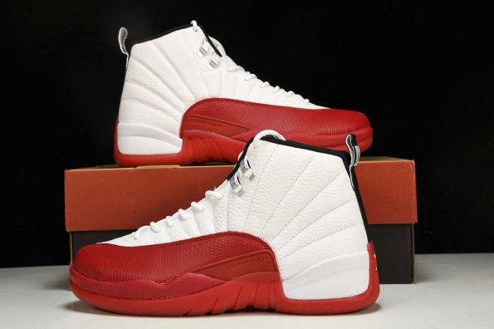 air jordan 12   “cherry”  ct8013-116