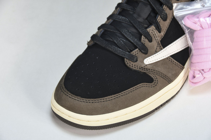 Jordan 1 Retro Low OG SP Travis Scott CQ4277-001