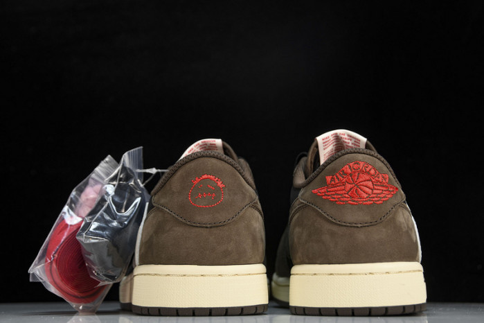 Jordan 1 Retro Low OG SP Travis Scott CQ4277-001