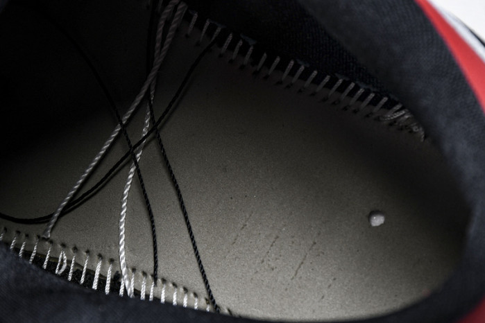 Air Jordan 1 Low SE Black Toe IB8971-106