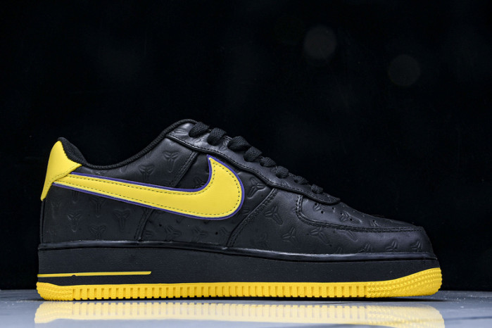 Kobe Bryant x Nike Air Force 1 Low HV5122-001