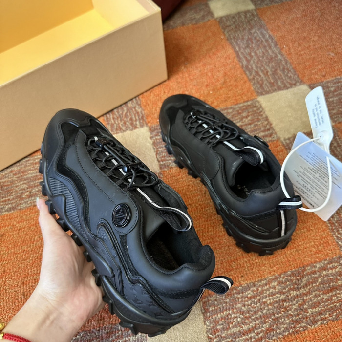 LOU VUIT SNEAKERS LVSS-0319