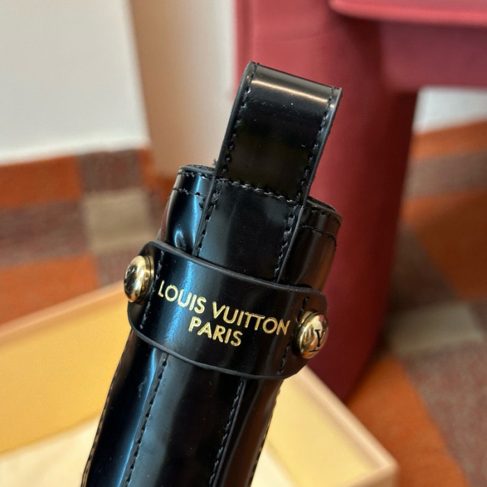 L**V**T* BOOTS LVTBS-033