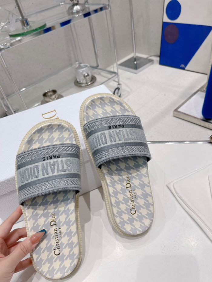 DIOR SLIDES DS-020