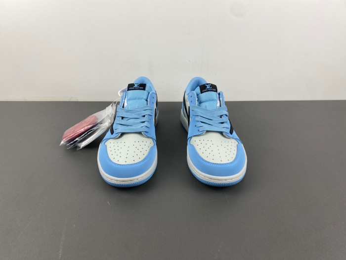 Travis Scott x Air Jordan 1 DM7866-107