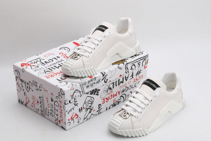 dg  sneakers  dg -057