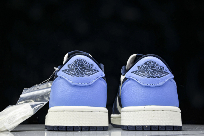 Air Jordan 1 Low CZ0790-400
