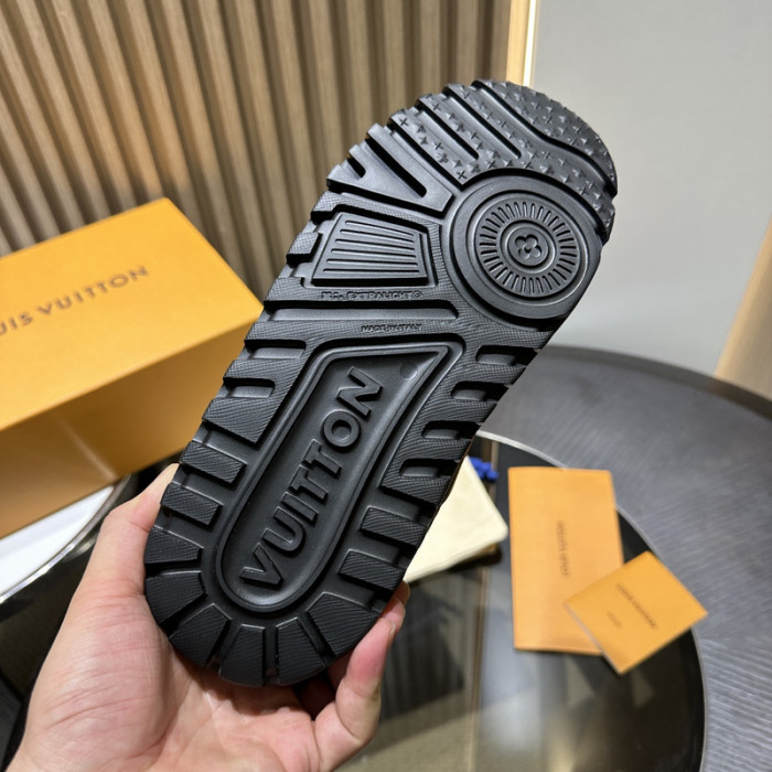 LOU VUIT SNEAKERS LVSS-0388