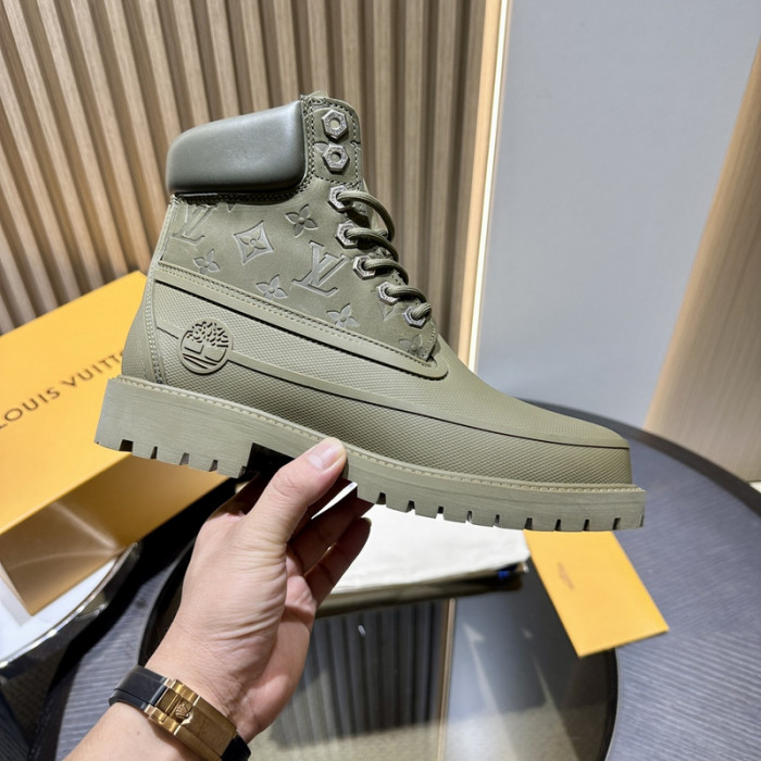 L**V**T* BOOTS LVTBS-025