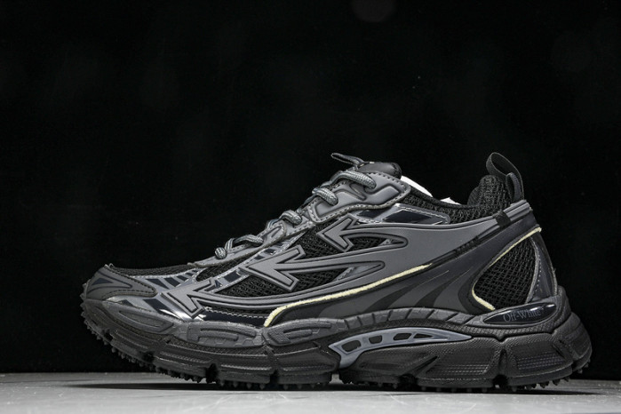 C/O​ SNEAKERS CO-012