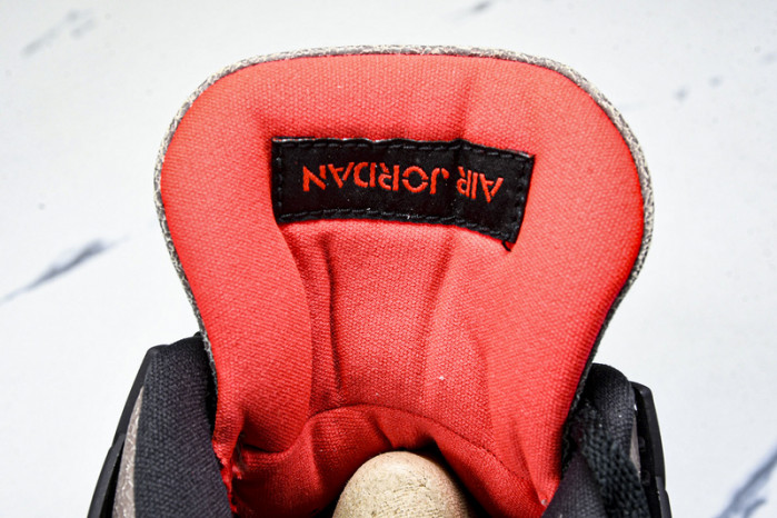 Jordan 4 Retro "Taupe Haze" DB0732-200