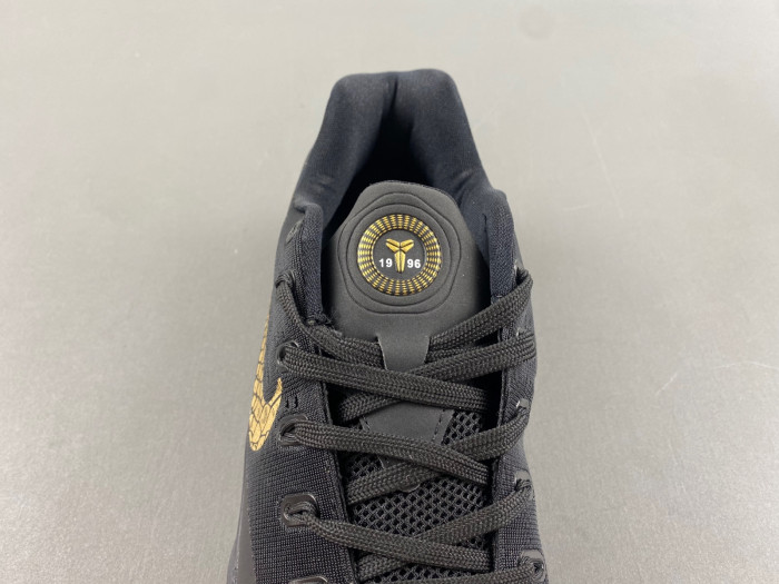 nike kobe   646701-701